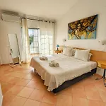 Townhouse 700m From Sao Rafael * البوفيرا