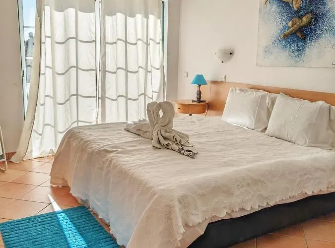 Townhouse 700m From Sao Rafael Албуфейра