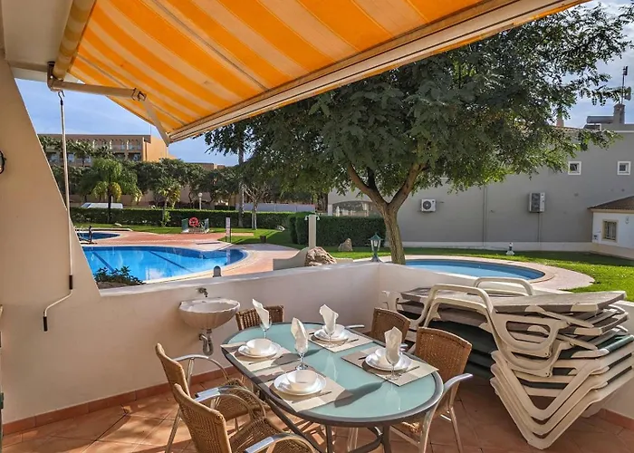 Townhouse 700m From Sao Rafael * Албуфейра